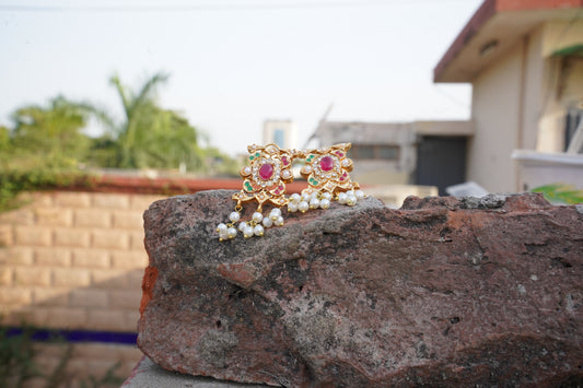 Hyderabadi Heritage Arri Challai Choker Set