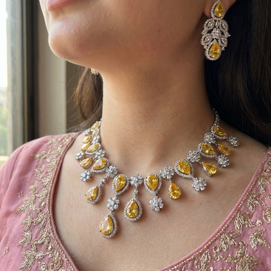 High-quality stone-embedded zircon AD set